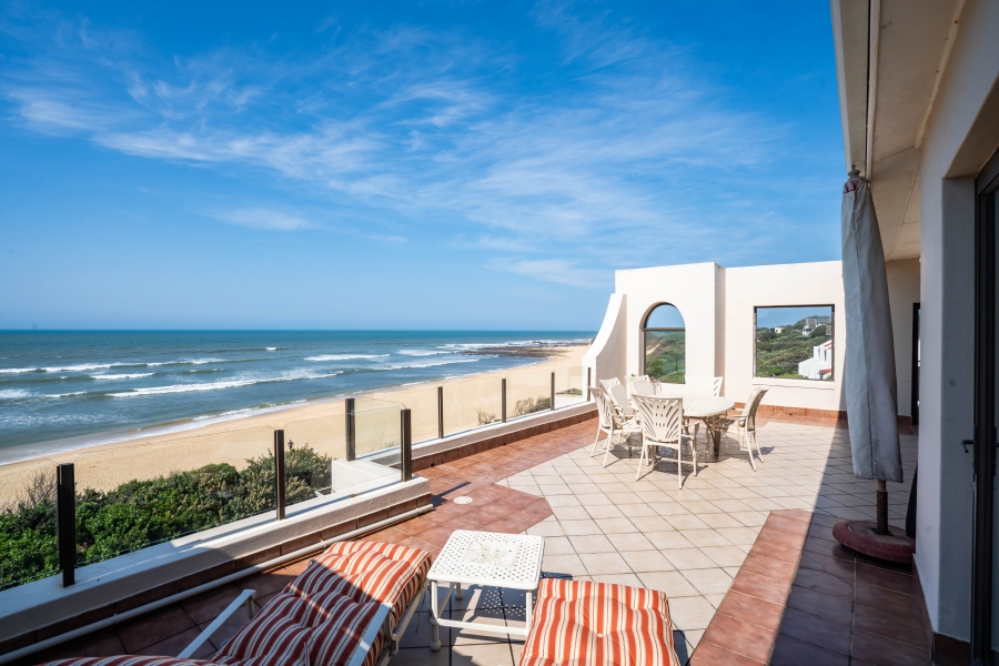 4 Bedroom Property for Sale in West Beach Eastern Cape
